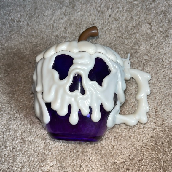 Disney Parks Evil Queen Glowing Poison Apple Sipper - Picture 1 of 5